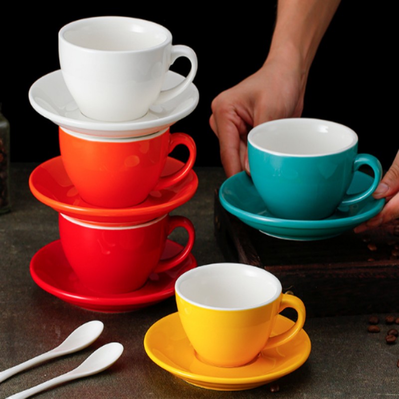 Juego de taza y platillo de café expreso de cerámica colorida