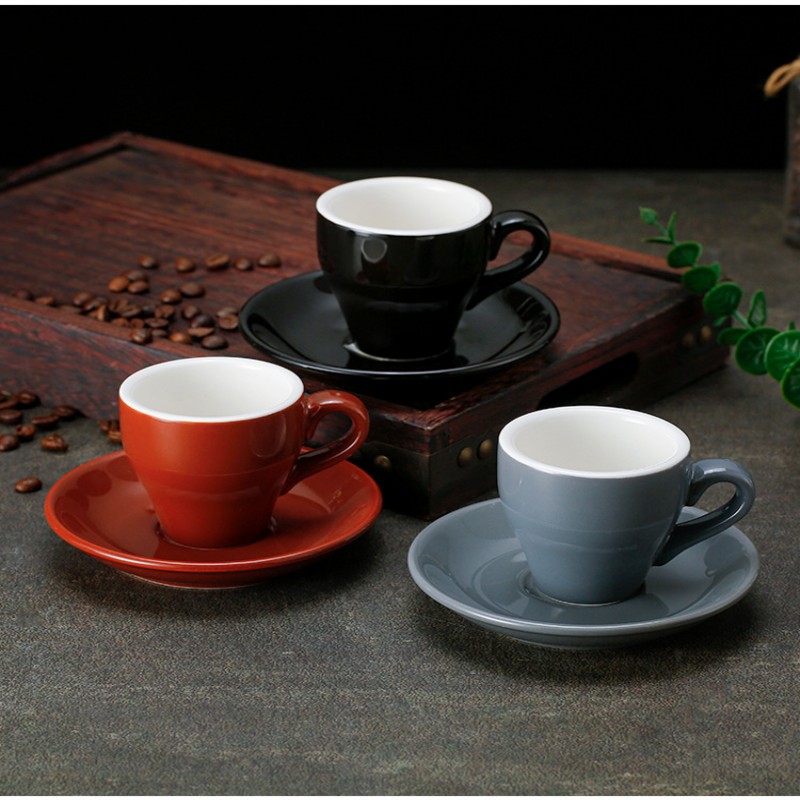 Juego de taza y platillo de café expreso de cerámica colorida