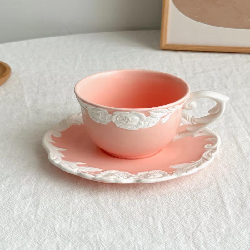 Taza de cerámica rosa en relieve retro para regalo de fiesta