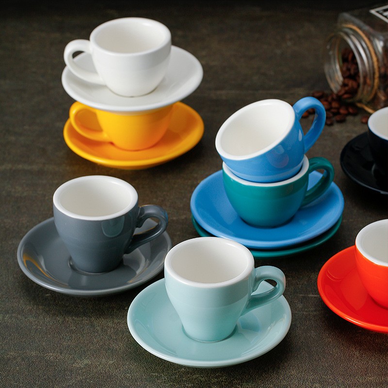 Juego de taza y platillo de café expreso de cerámica colorida
