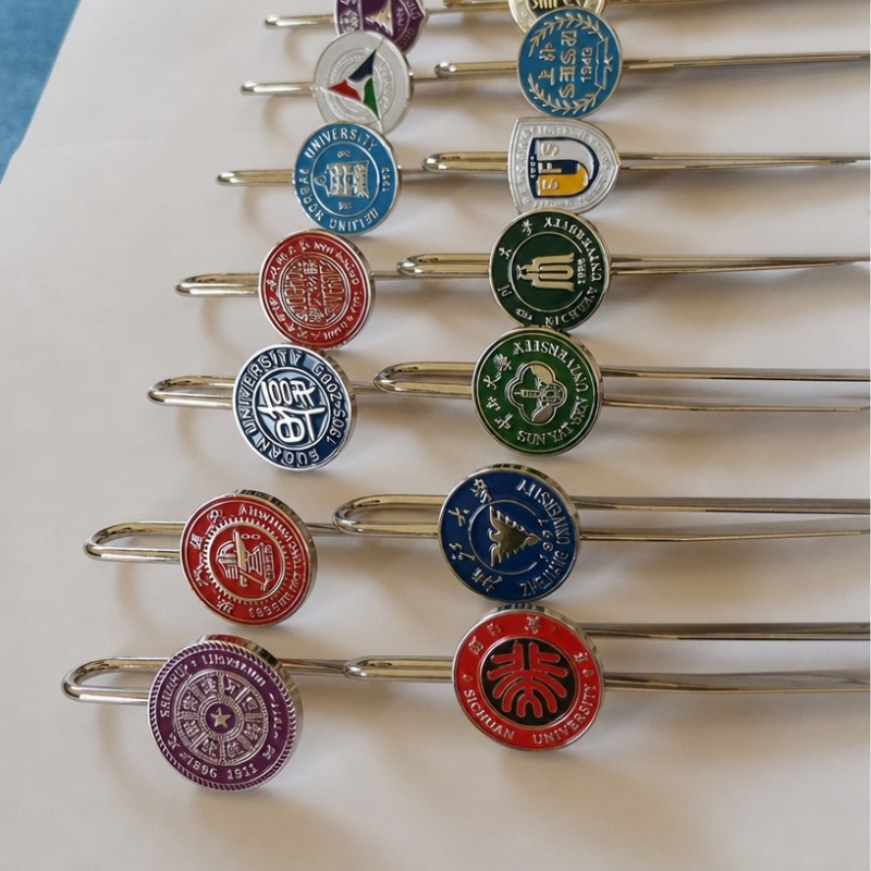 Marcadores de metal conmemorativos de la universidad con logotipo personalizado