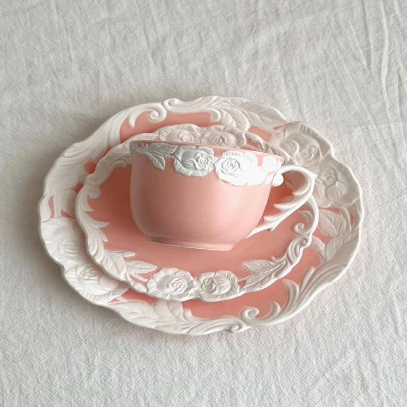 Taza de cerámica rosa en relieve retro para regalo de fiesta
