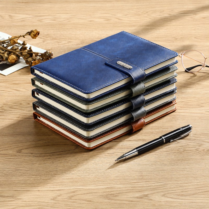 Cuaderno de encargo del diario del logotipo del tapa dura del cuero de la PU de la hebilla del metal Cuaderno de encargo del diario del logotipo del tapa dura del cuero de la PU de la hebilla del metal