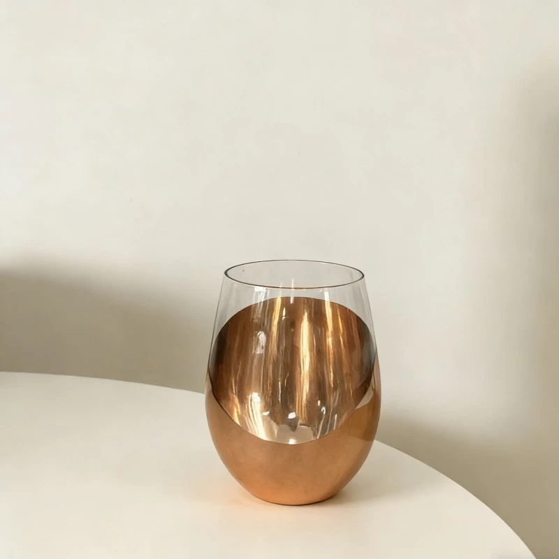 Copa de vino sin tallo, semiplacada y con múltiples acabados