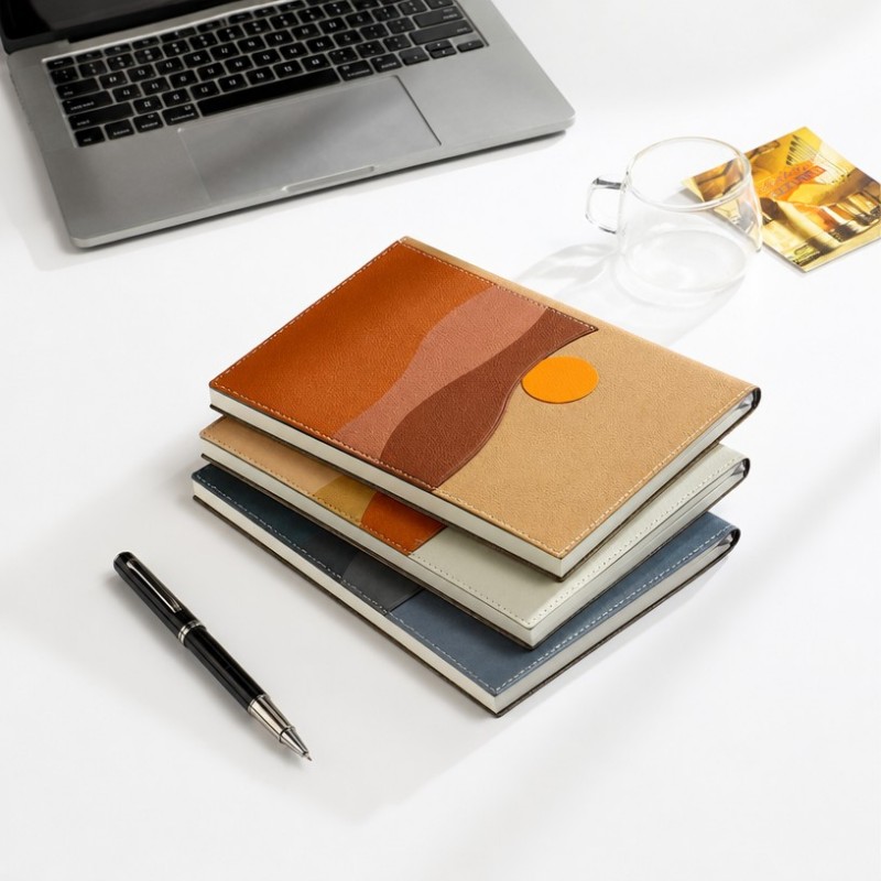 Cuaderno de diario de cuero PU con arte abstracto del sol y la montaña