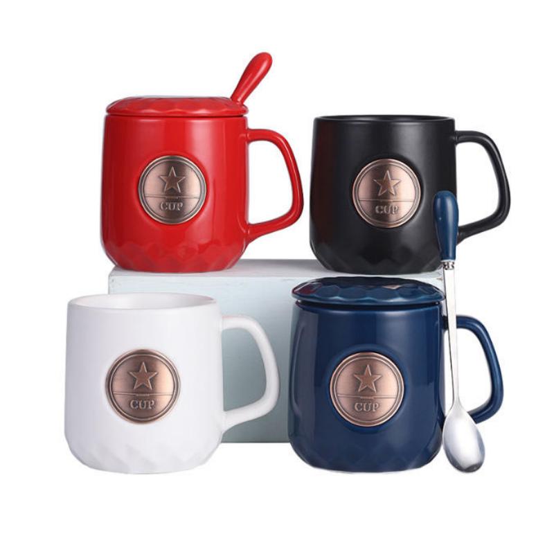 Taza de café de cerámica Star Metal Badge 400ml con tapa y cuchara