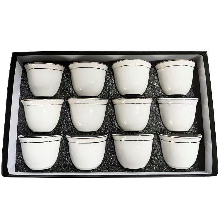 Taza de té de porcelana con borde de oro blanco para la ceremonia del té chino